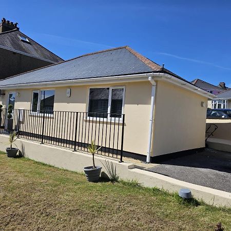 Two Bedroom Detached Modern Bungalow Close To Plymouth Argyle Fc מראה חיצוני תמונה
